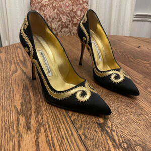 $1165 Manolo Blahnik Traspuesto Black Satin Gold Heels- Size 38